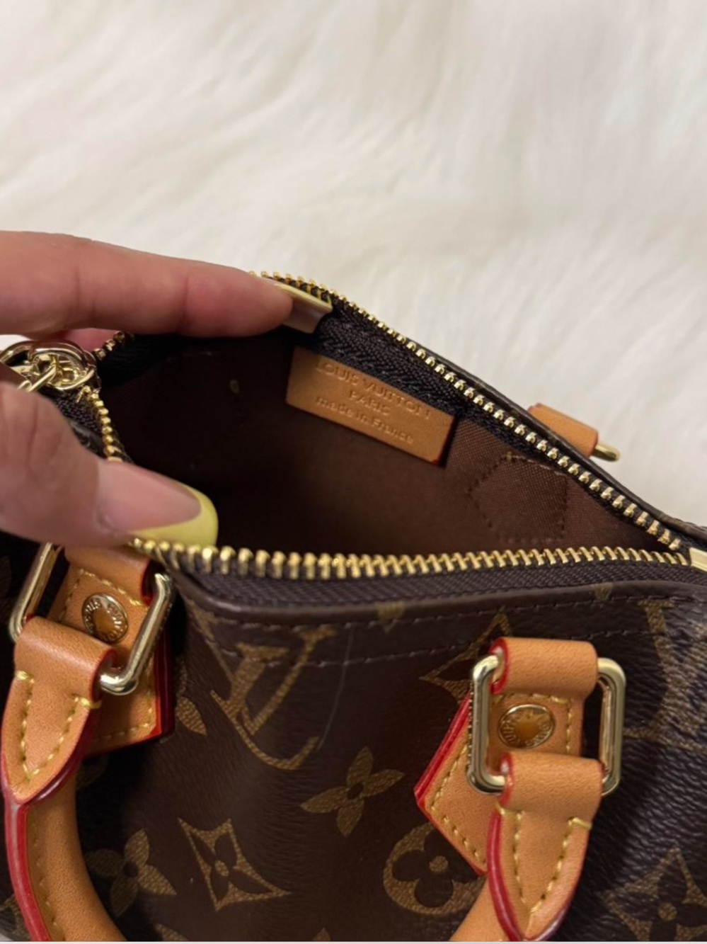 Mini Barrel Bag - Picture 5 of 5